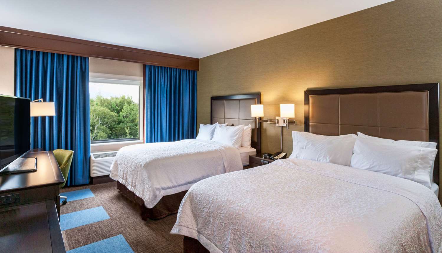 hampton inn and suites duluth north mall area