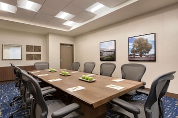 hilton garden inn lompoc