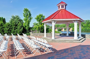 homewood suites by hilton schenectady