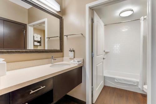 staybridge suites pittsburgh cranberry township by ihg