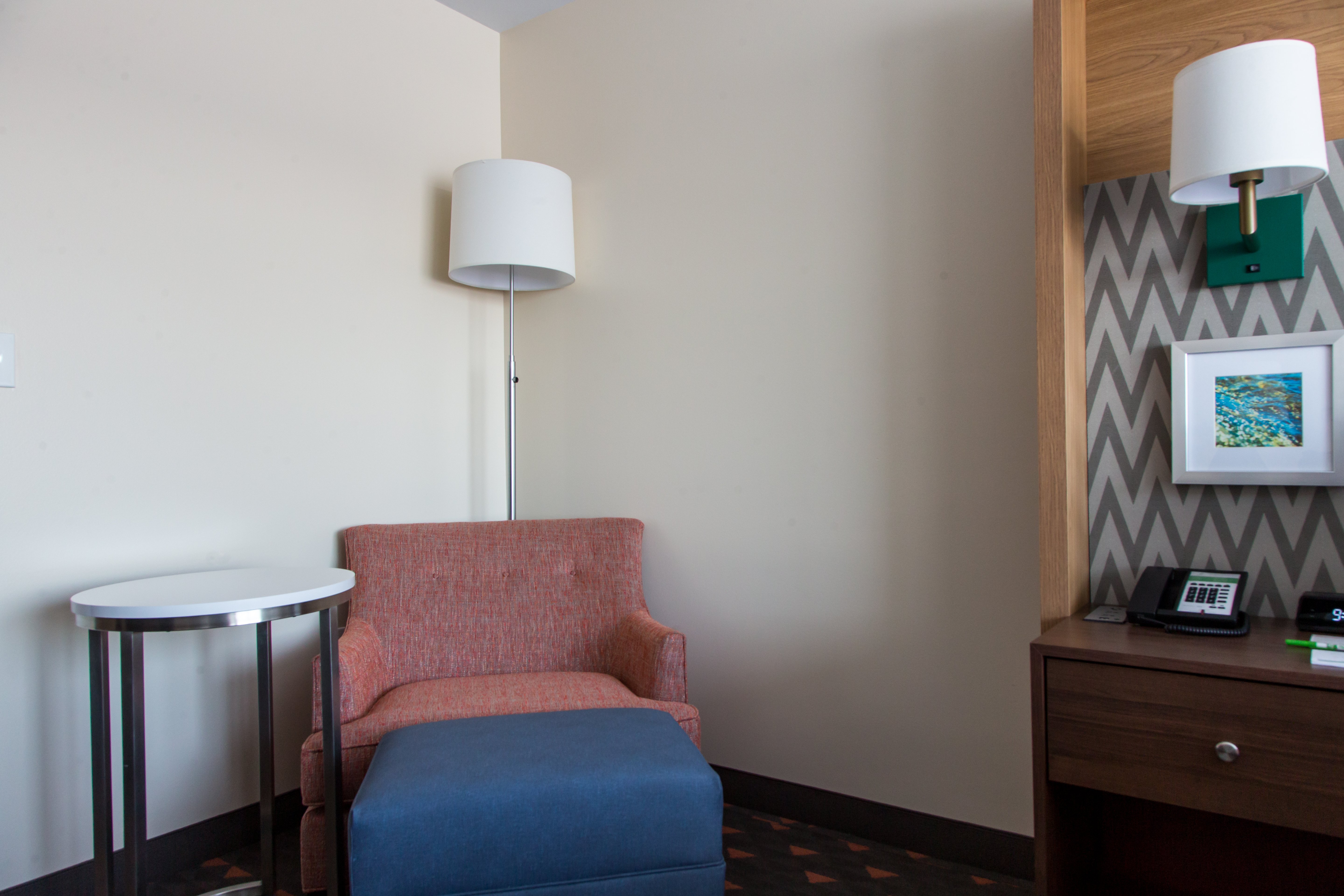 holiday inn hotel and suites mount pleasant