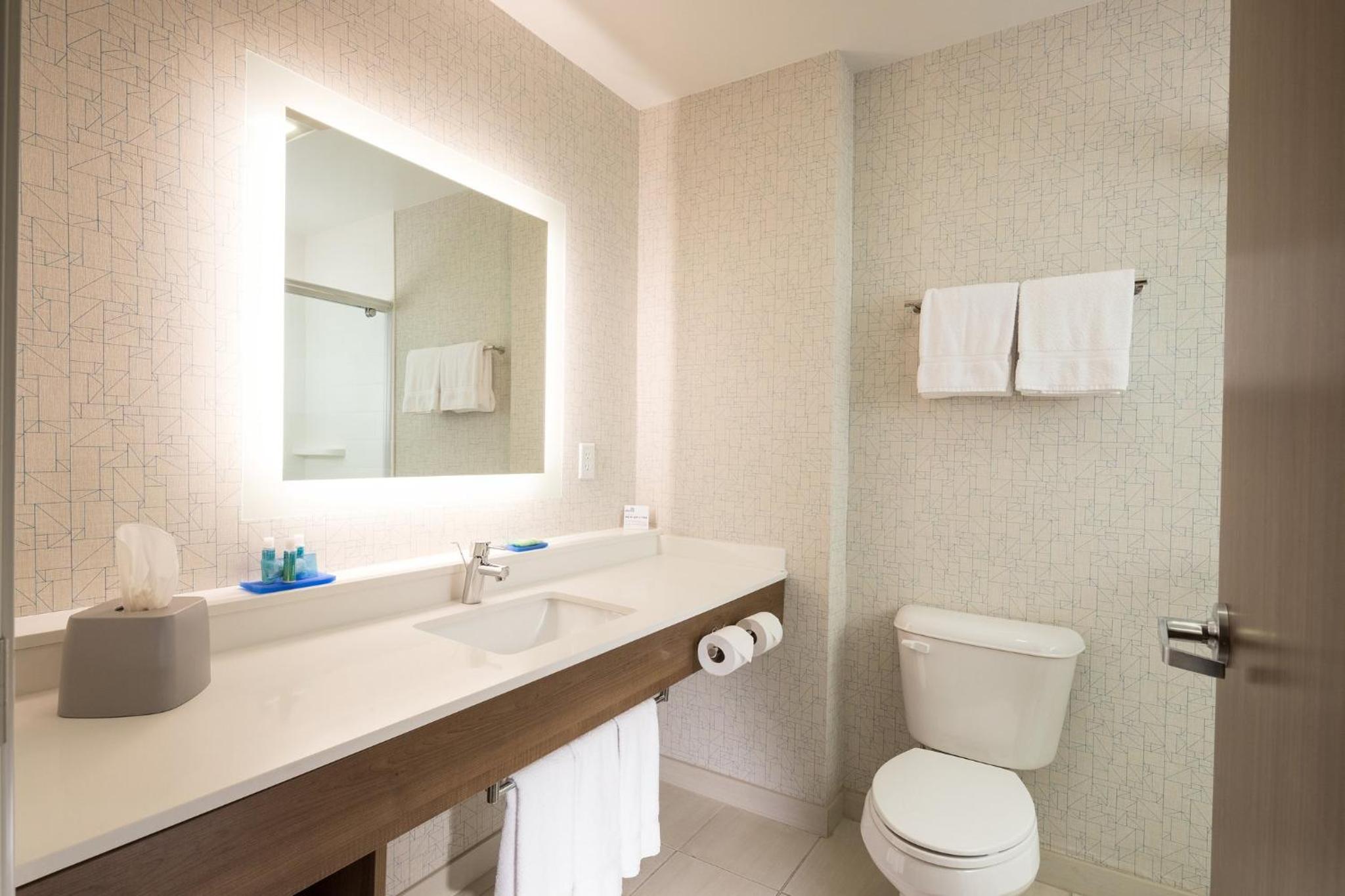 holiday inn express and suites portage by ihg
