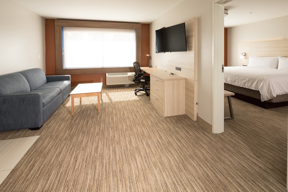 holiday inn express and suites portage by ihg