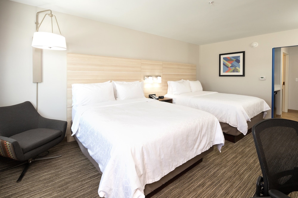 holiday inn express and suites portage by ihg