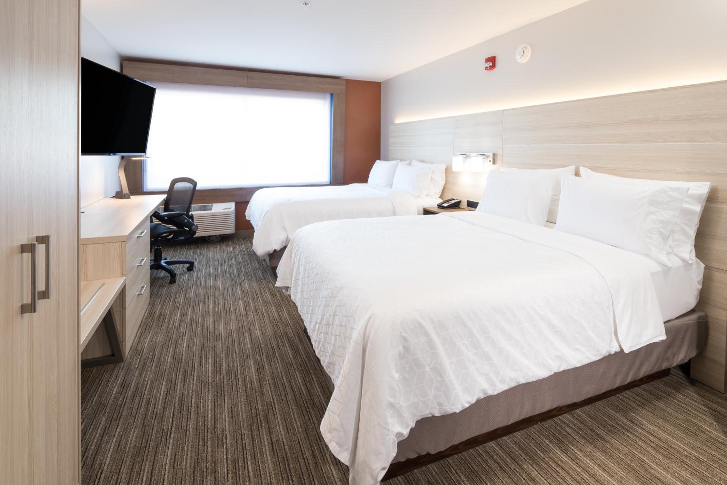 holiday inn express and suites portage by ihg