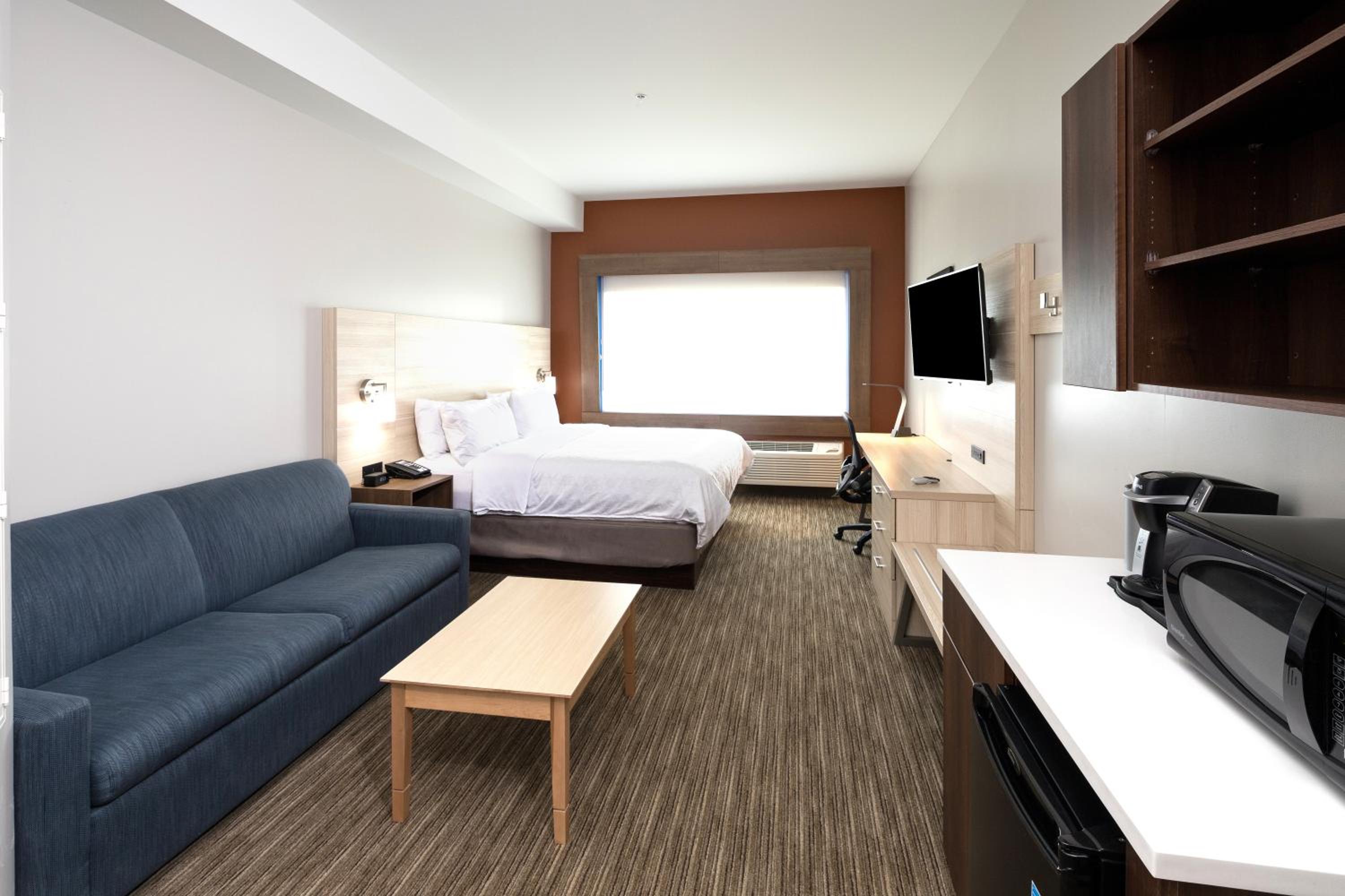 holiday inn express and suites portage by ihg