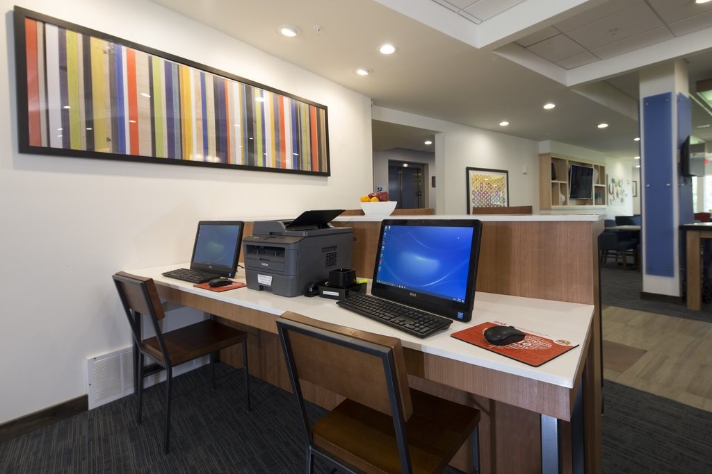 holiday inn express and suites portage by ihg