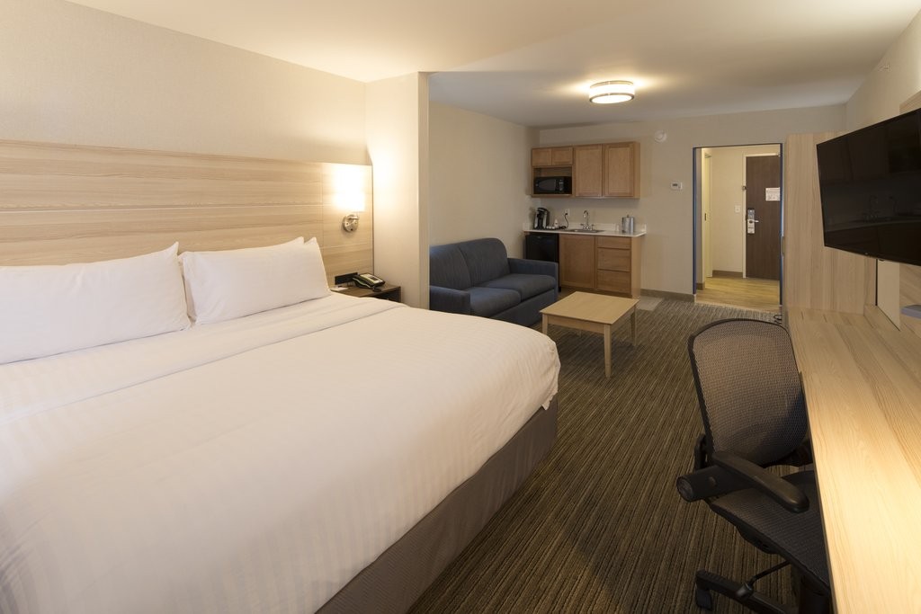 holiday inn express and suites portage by ihg