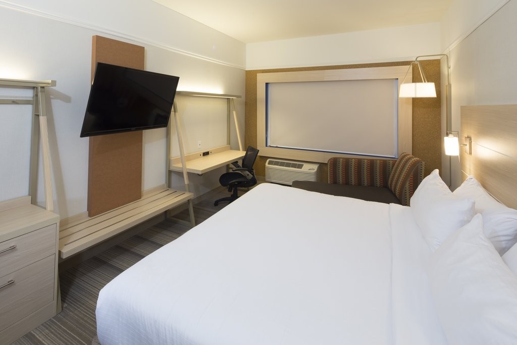 holiday inn express and suites portage by ihg