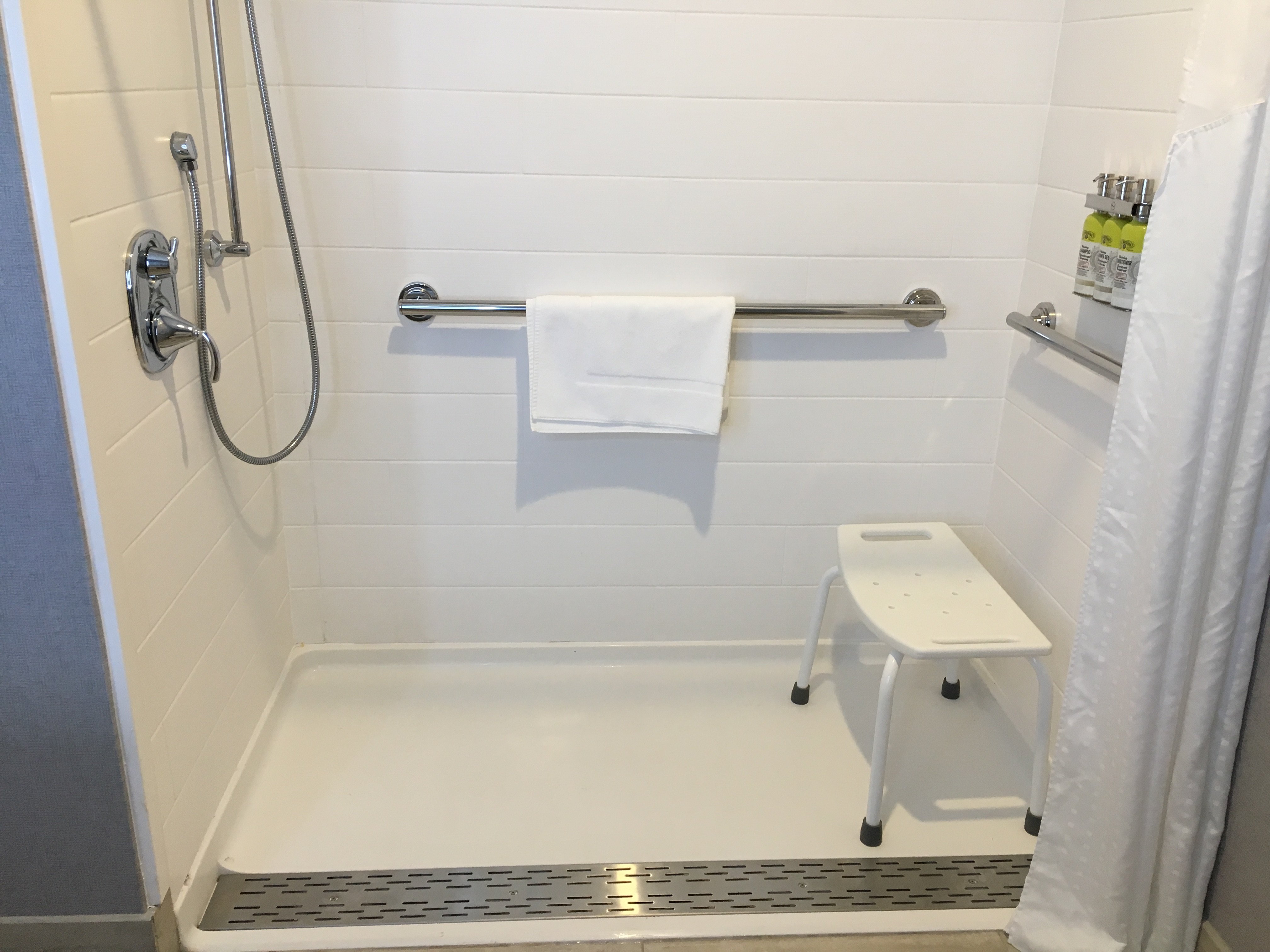 holiday inn express grand island niagara falls by ihg