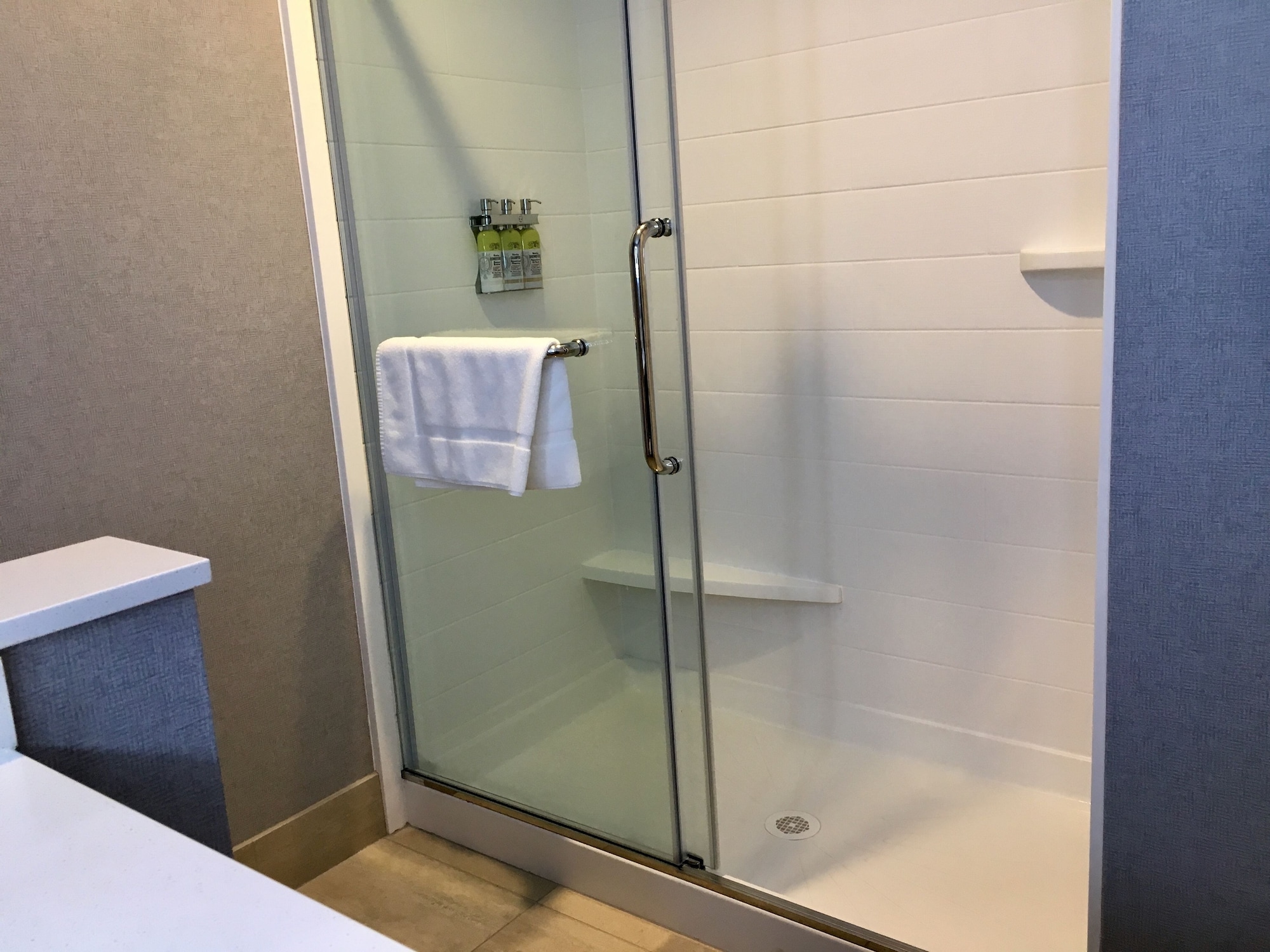 holiday inn express grand island niagara falls by ihg