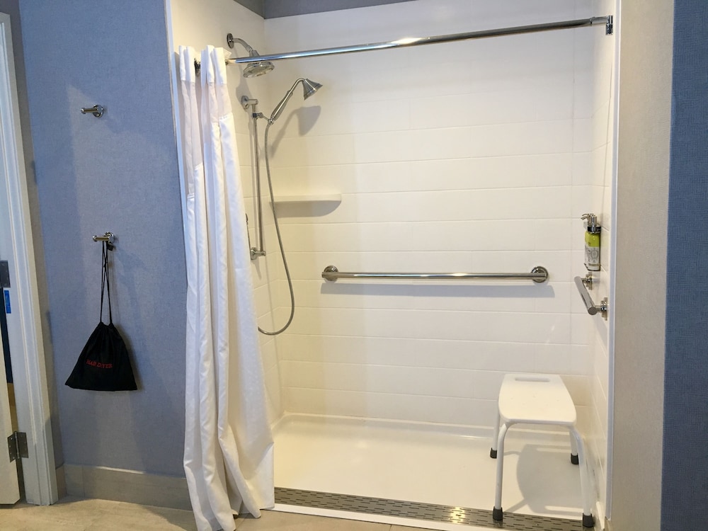 holiday inn express grand island niagara falls by ihg