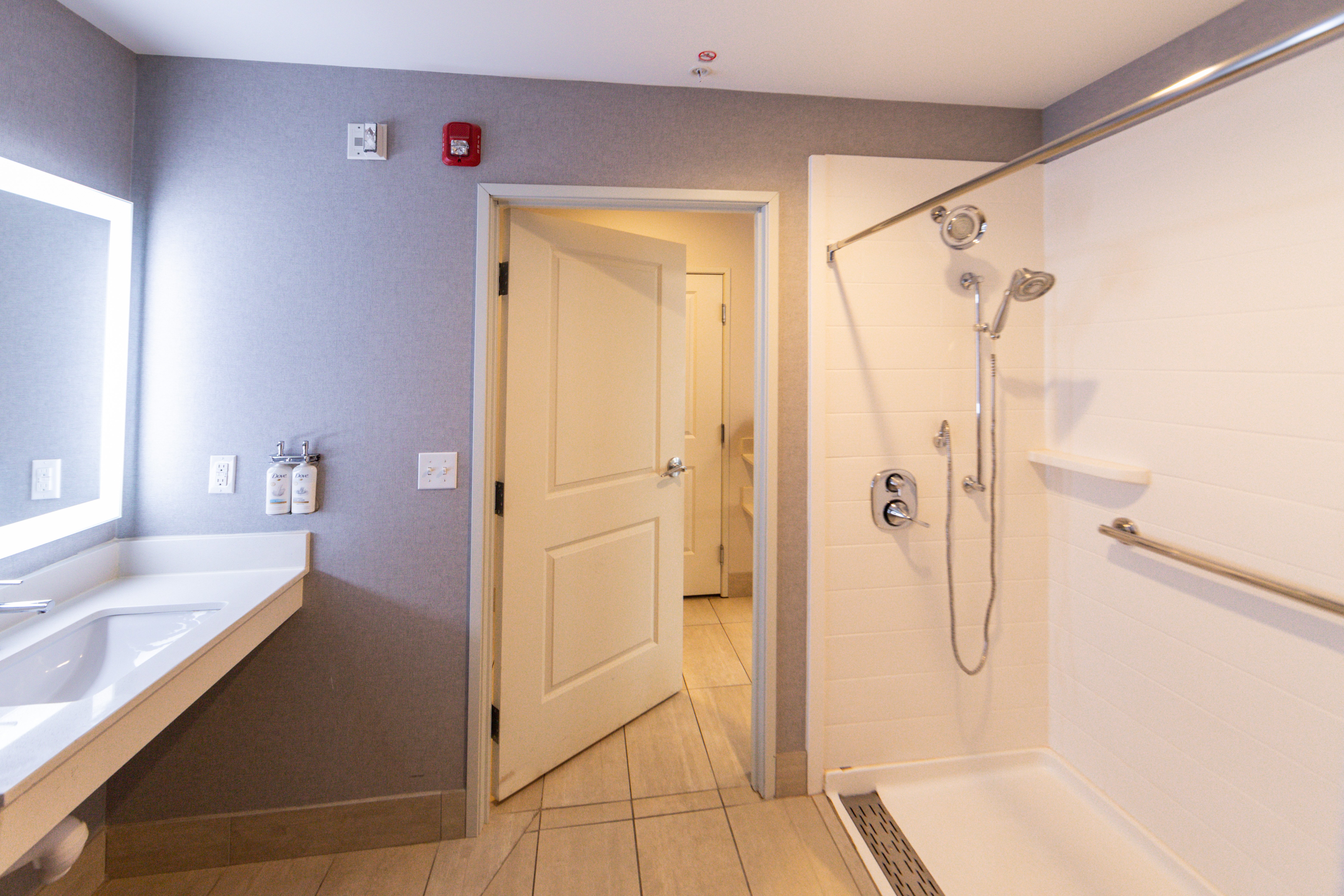 holiday inn express grand island niagara falls by ihg