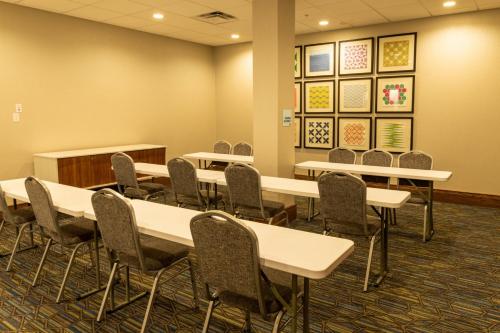 holiday inn express grand island niagara falls by ihg