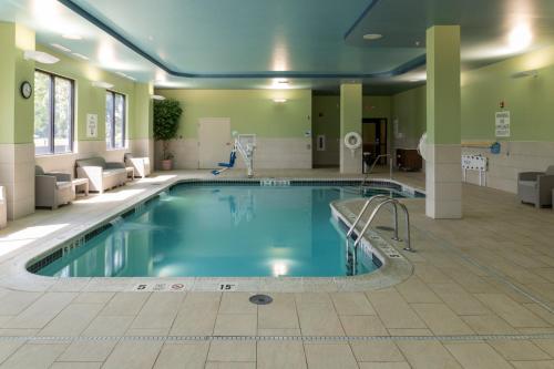 holiday inn express grand island niagara falls by ihg