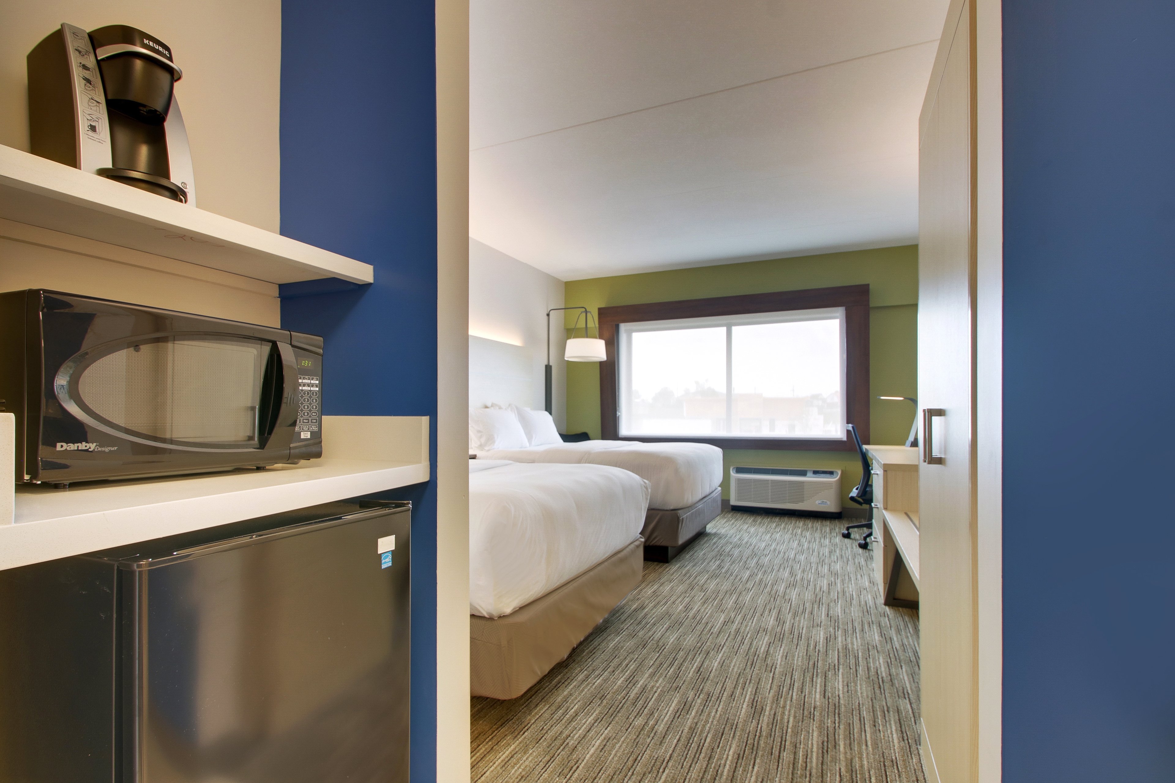 holiday inn express and suites elizabethtown north by ihg