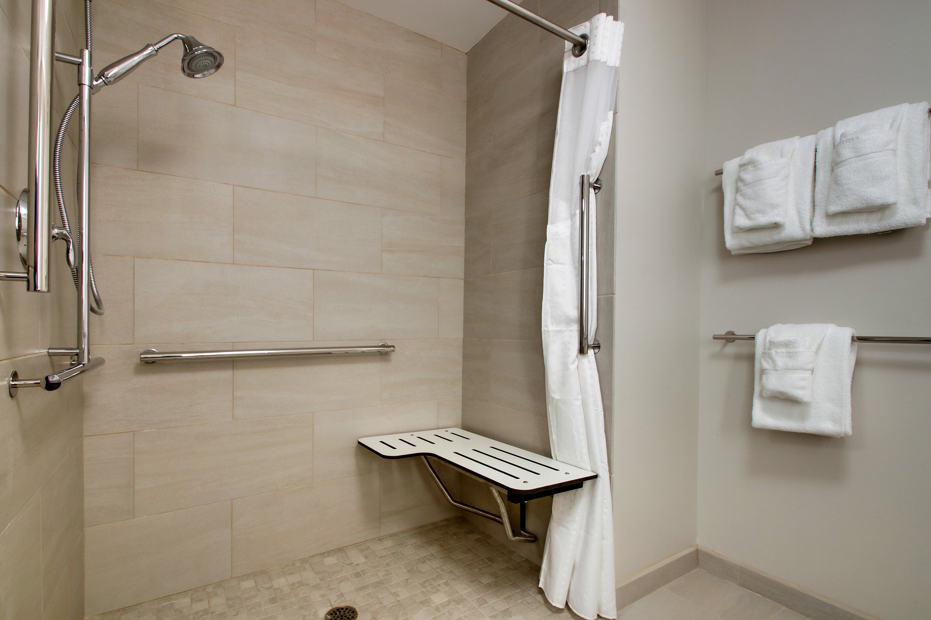 holiday inn express and suites elizabethtown north by ihg