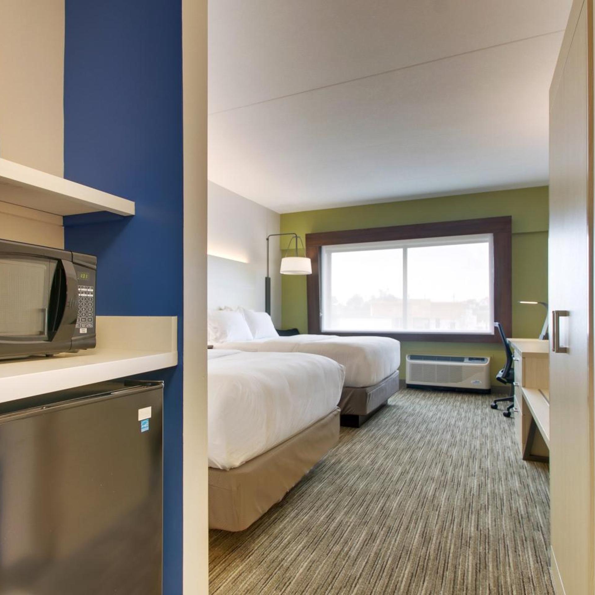 holiday inn express and suites elizabethtown north by ihg