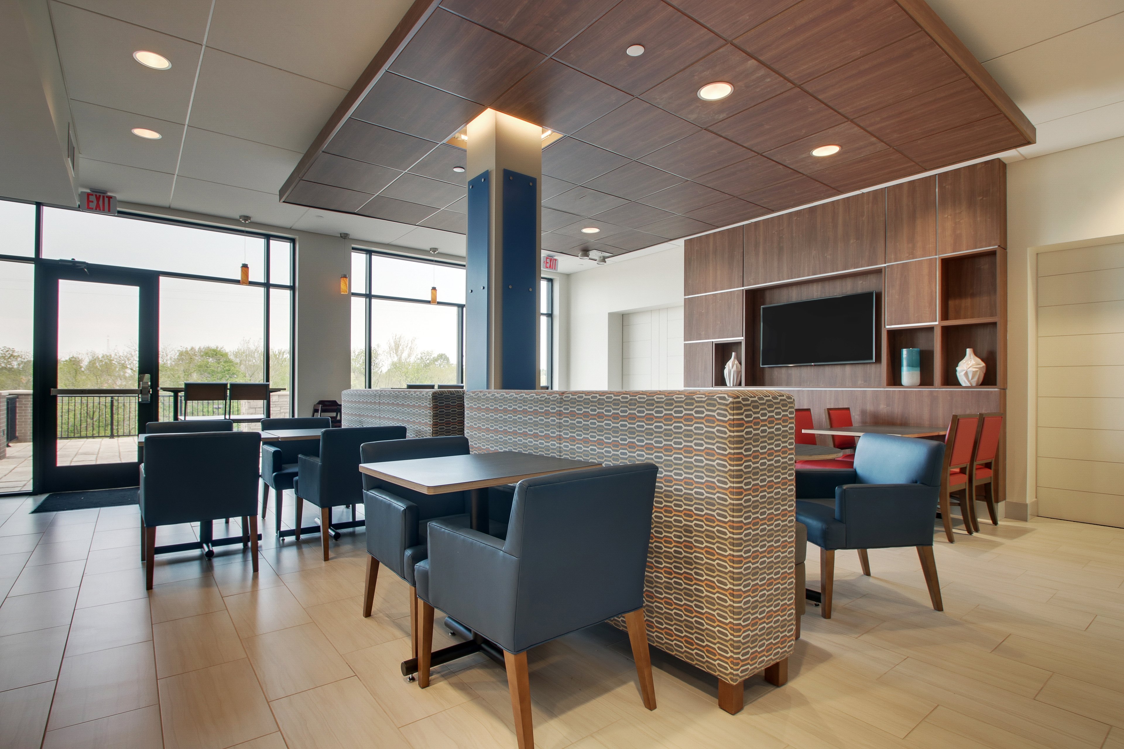 holiday inn express and suites elizabethtown north by ihg