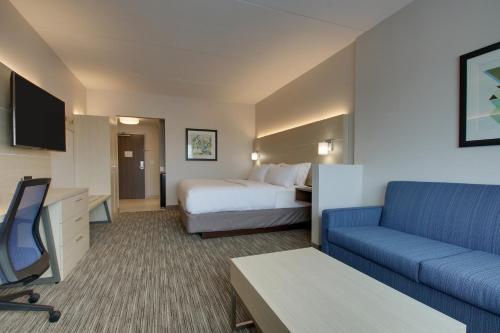holiday inn express and suites elizabethtown north by ihg