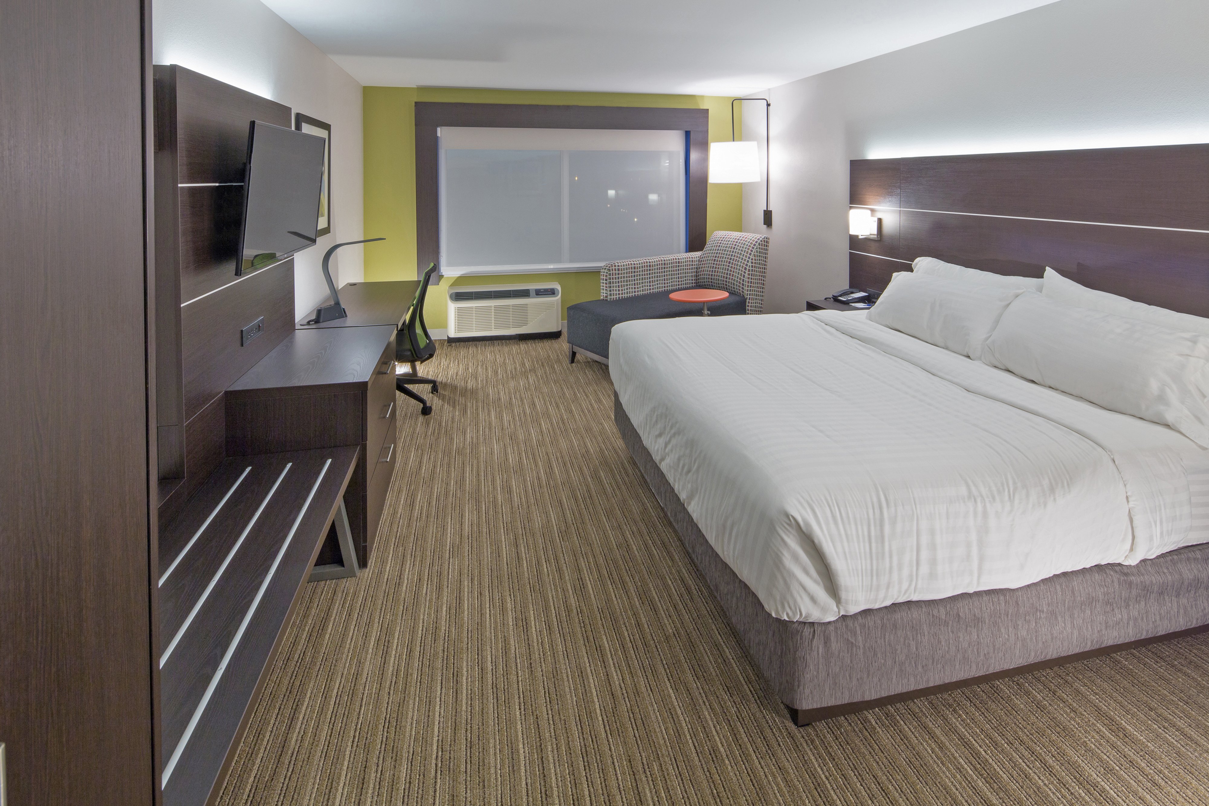 holiday inn exp and sts indianapolis nw zionsville