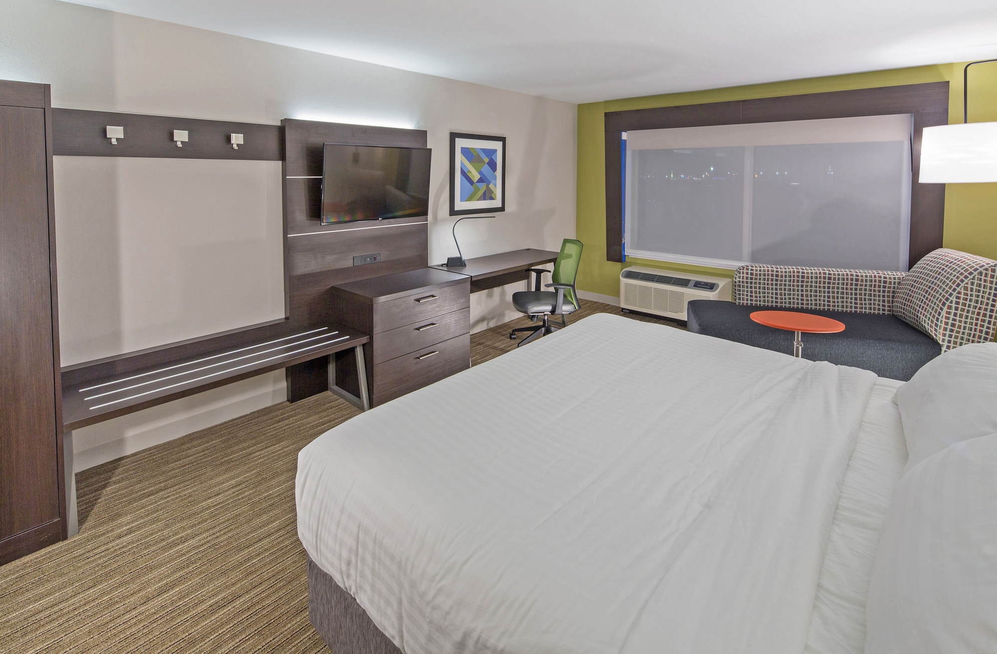holiday inn exp and sts indianapolis nw zionsville