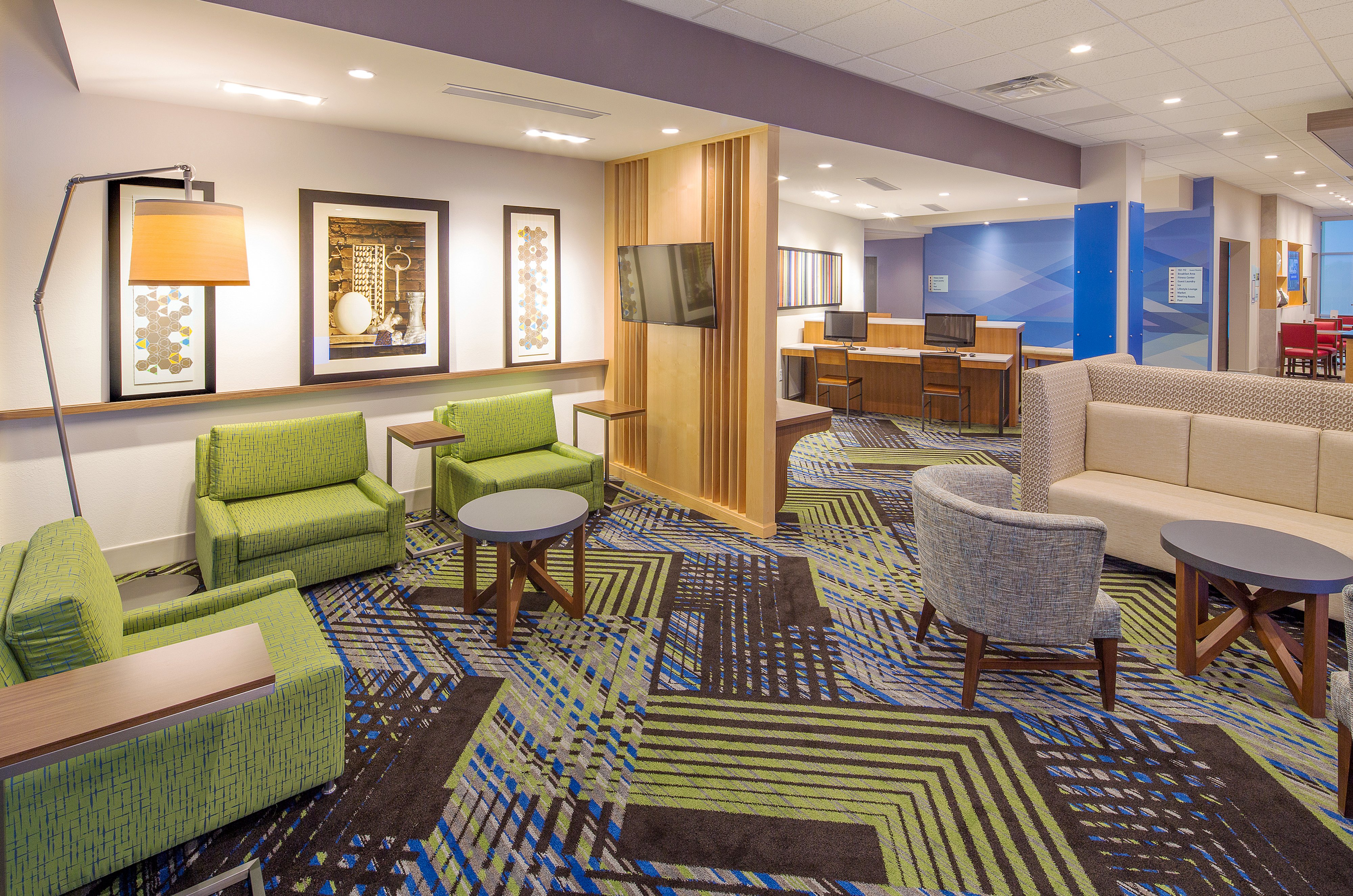 holiday inn exp and sts indianapolis nw zionsville
