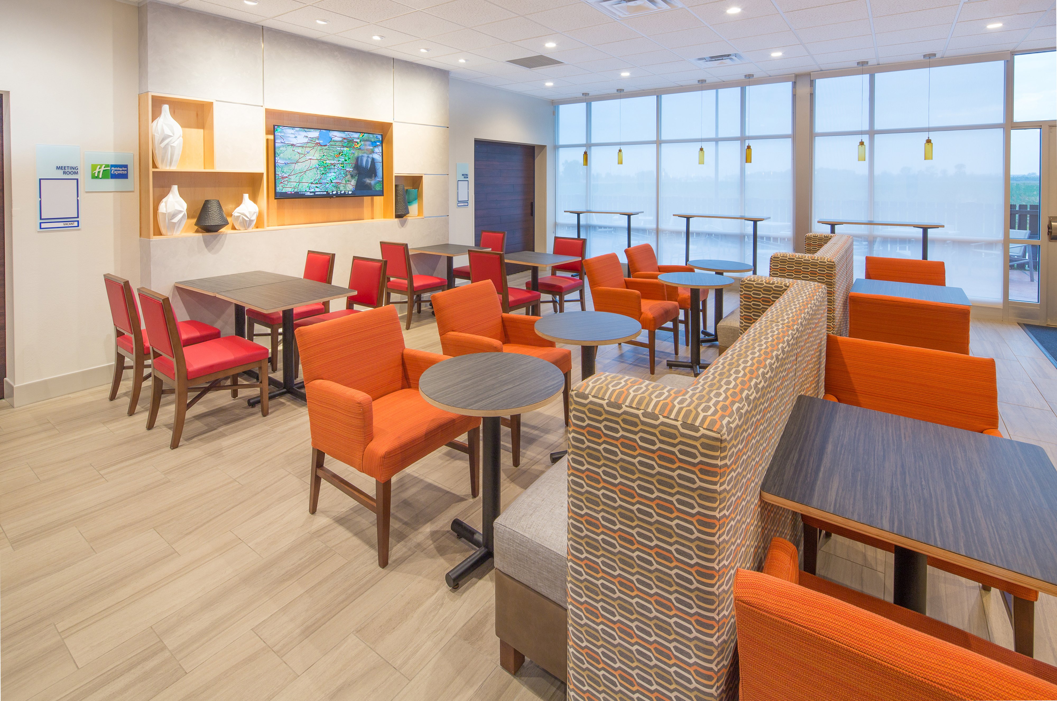 holiday inn exp and sts indianapolis nw zionsville