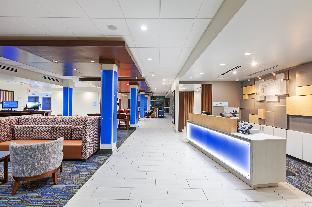 holiday inn express and suites tulsa south woodland hills