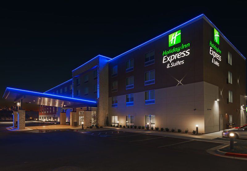 hol inn exp tulsa south woodland hills