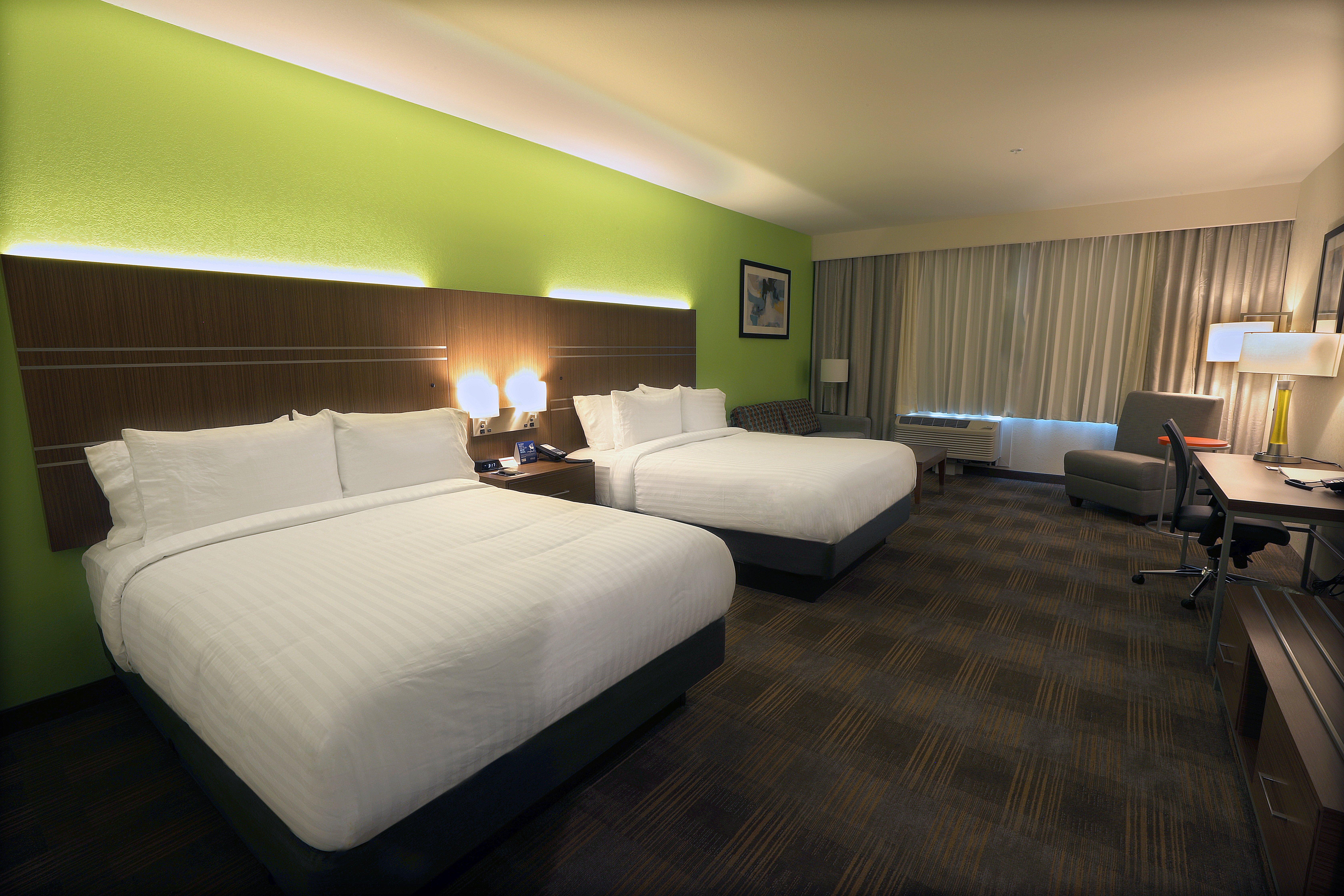 holiday inn express and suites dripping springs