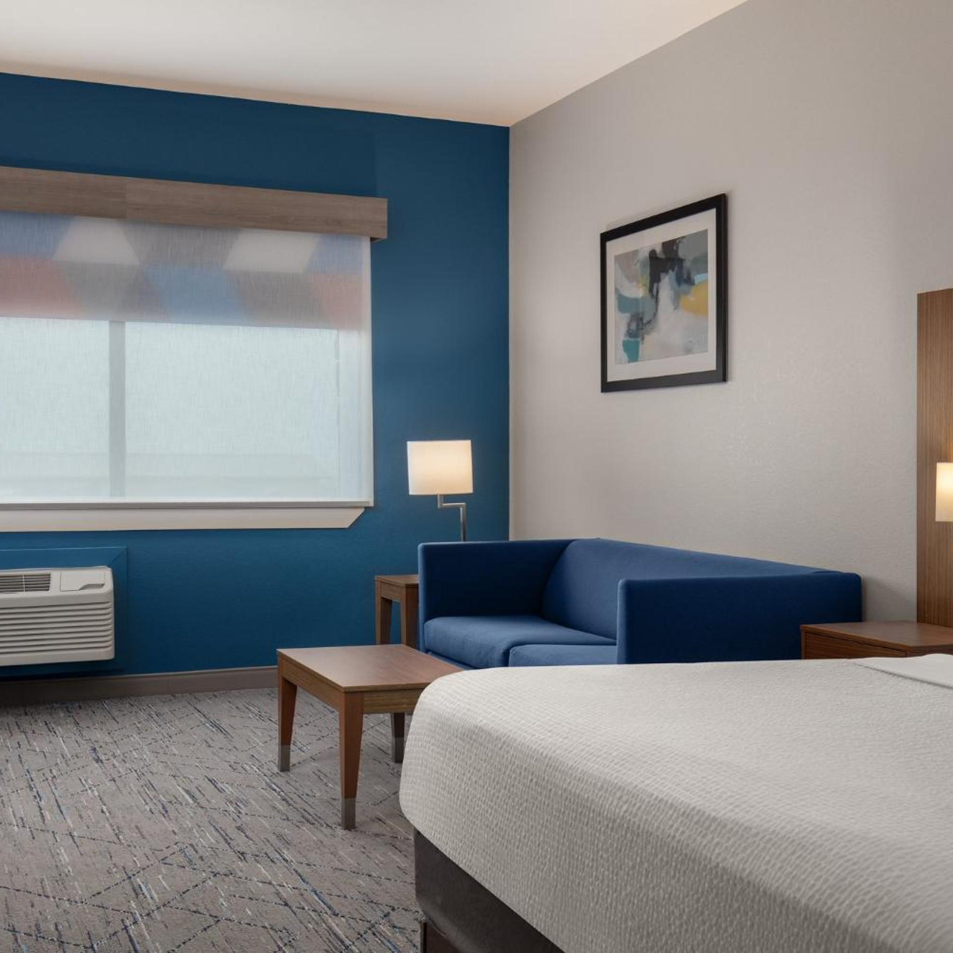 holiday inn express and suites dripping springs