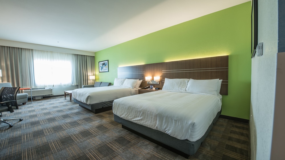 holiday inn express and suites dripping springs