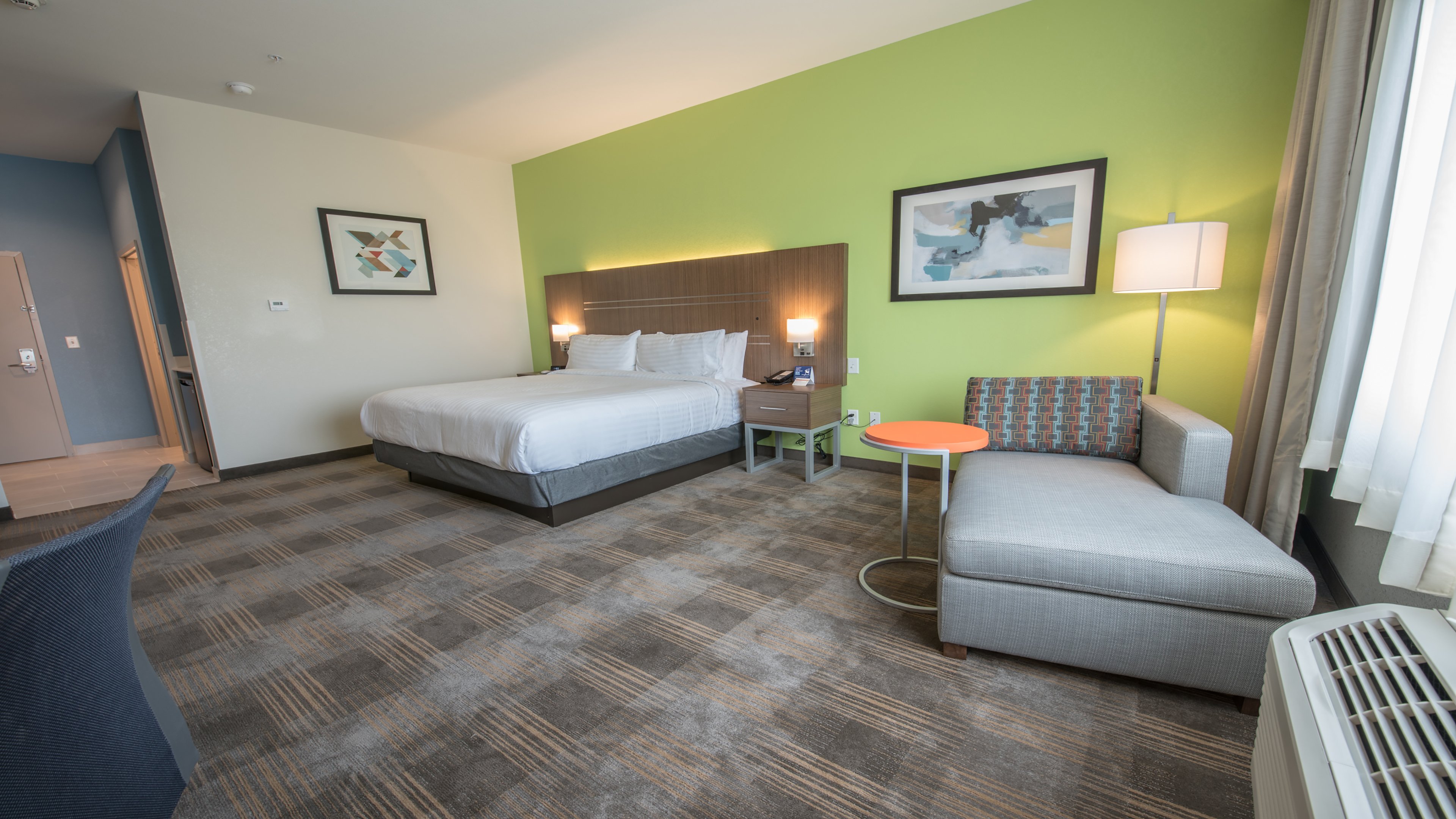 holiday inn express and suites dripping springs