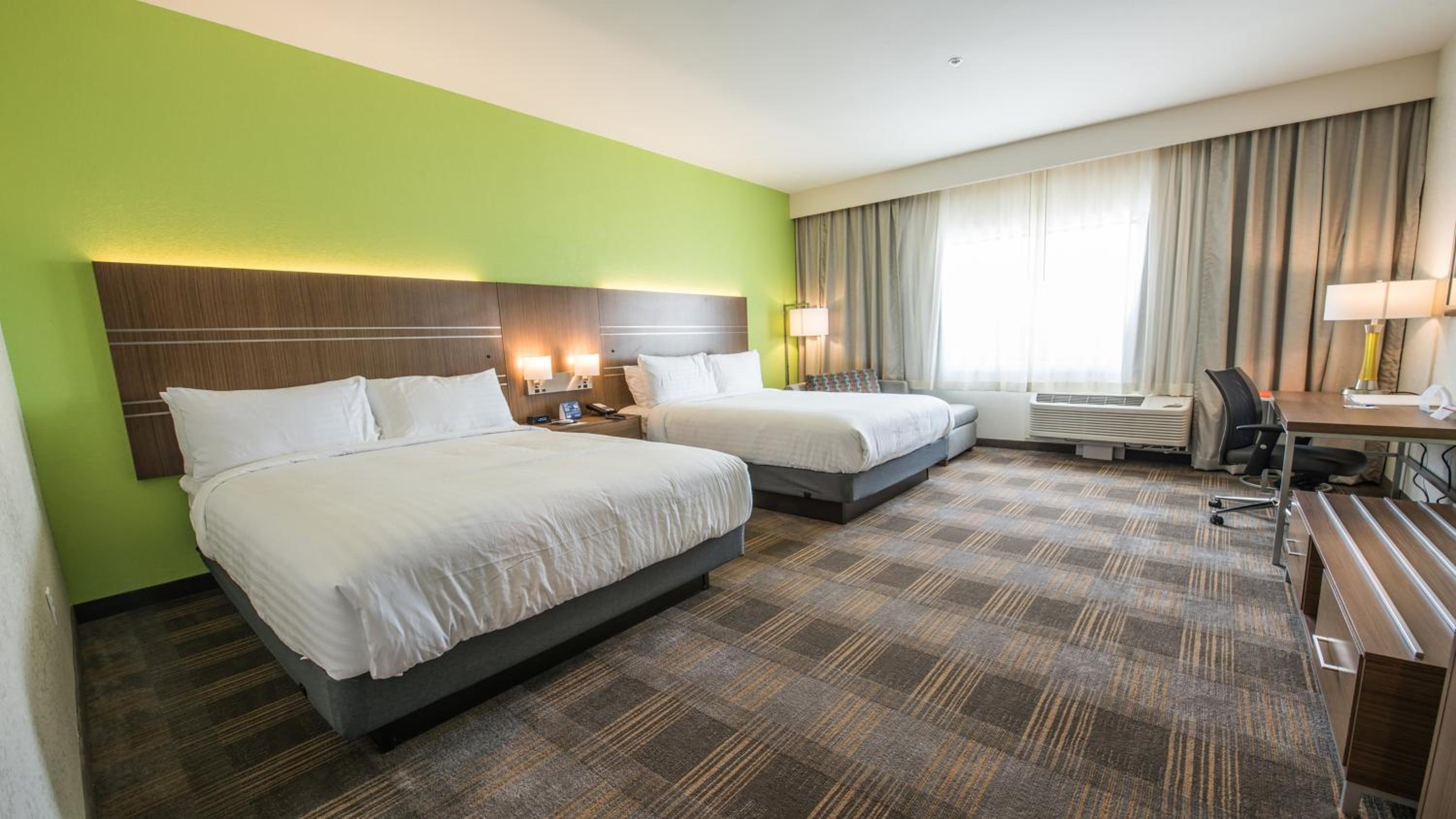 holiday inn express and suites dripping springs