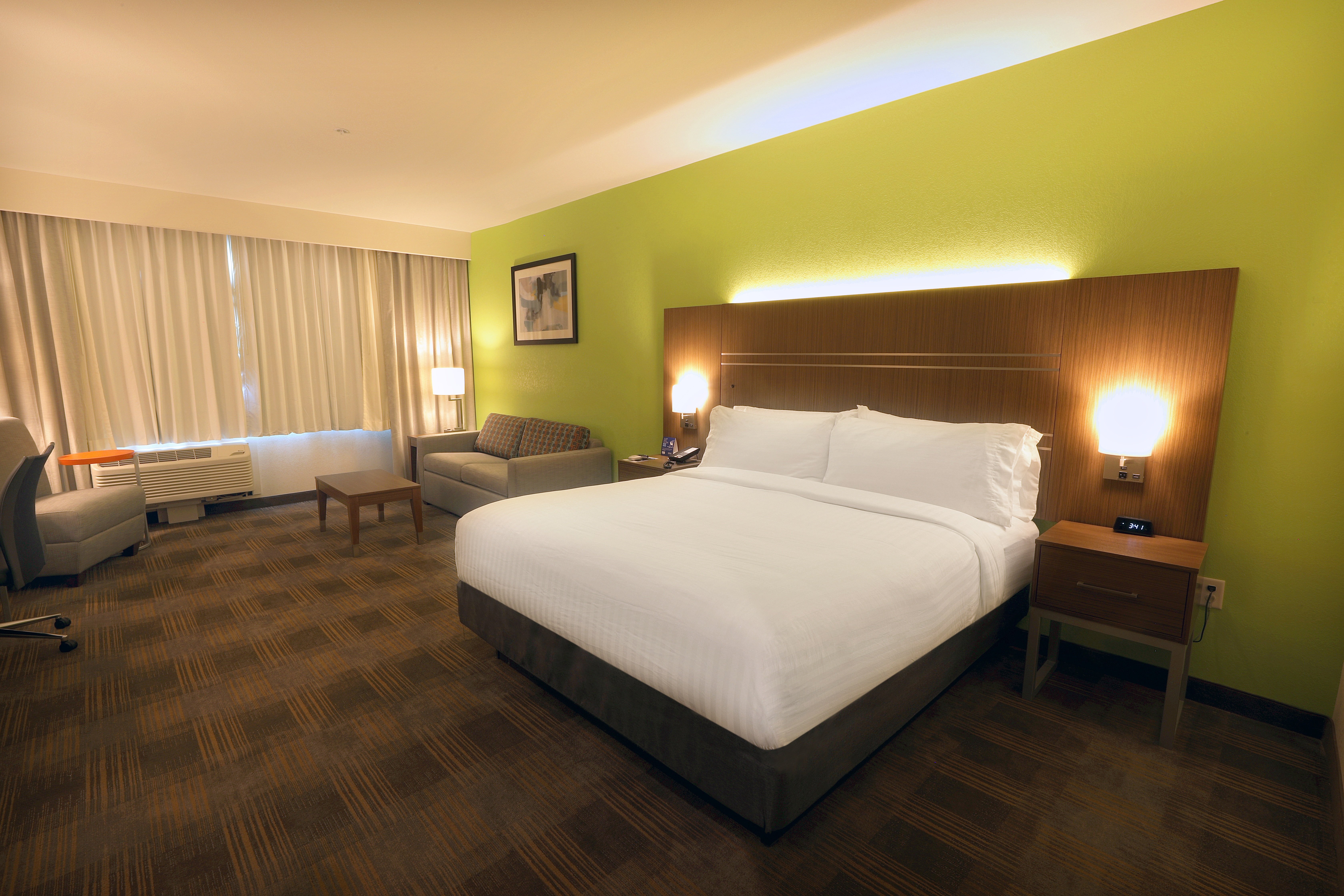 holiday inn express and suites dripping springs