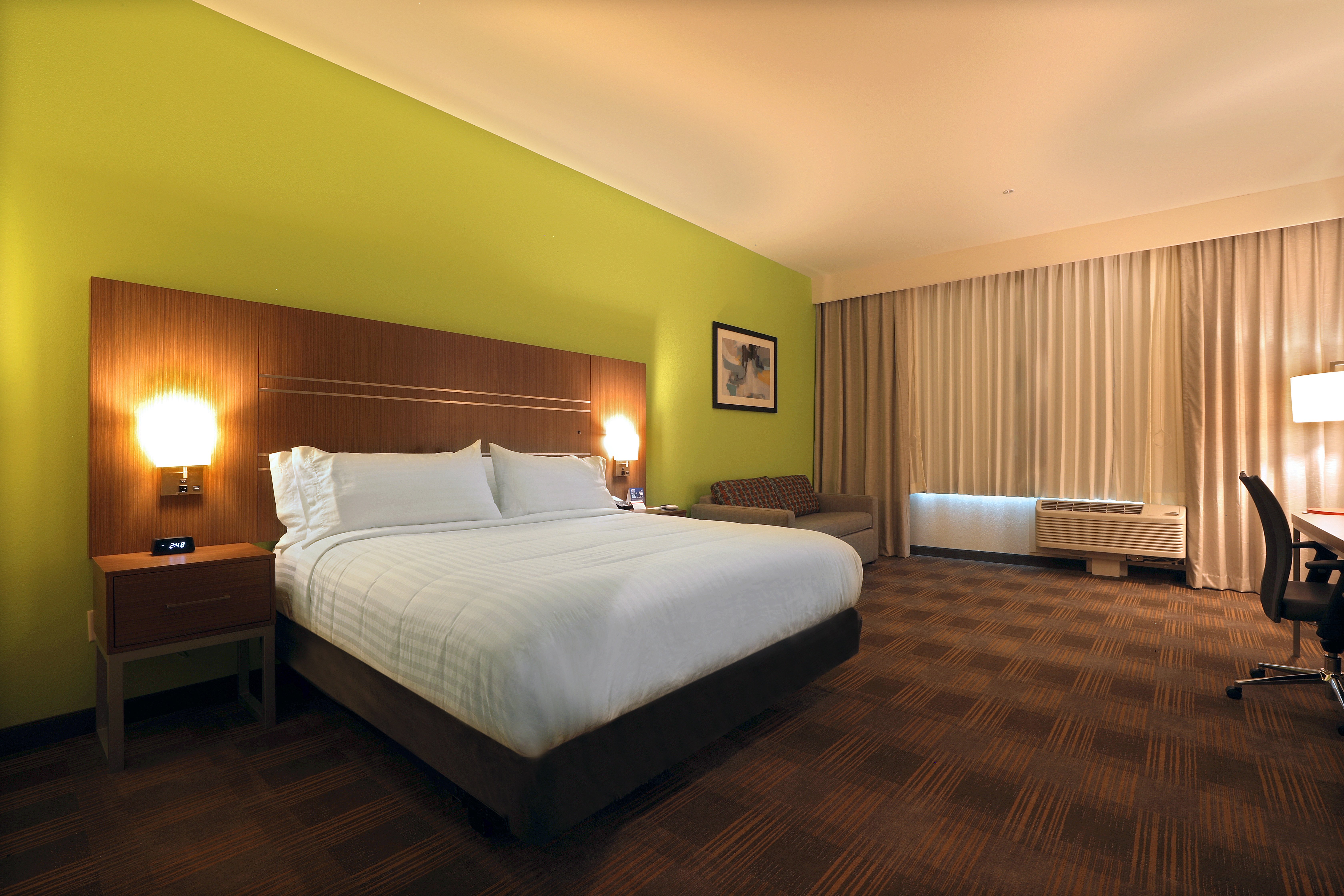 holiday inn express and suites dripping springs