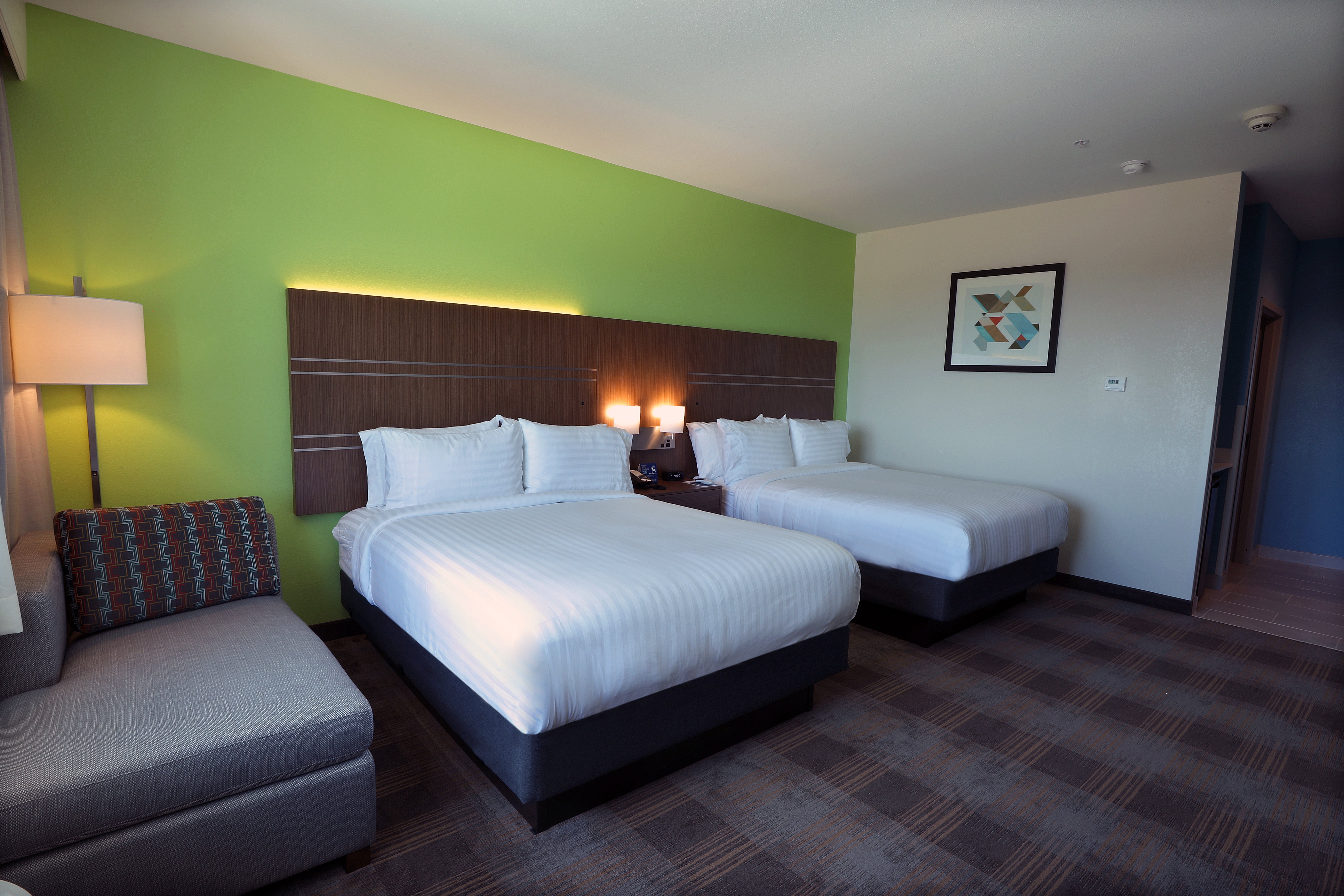 holiday inn express and suites dripping springs