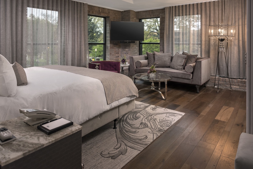 the iveys hotel