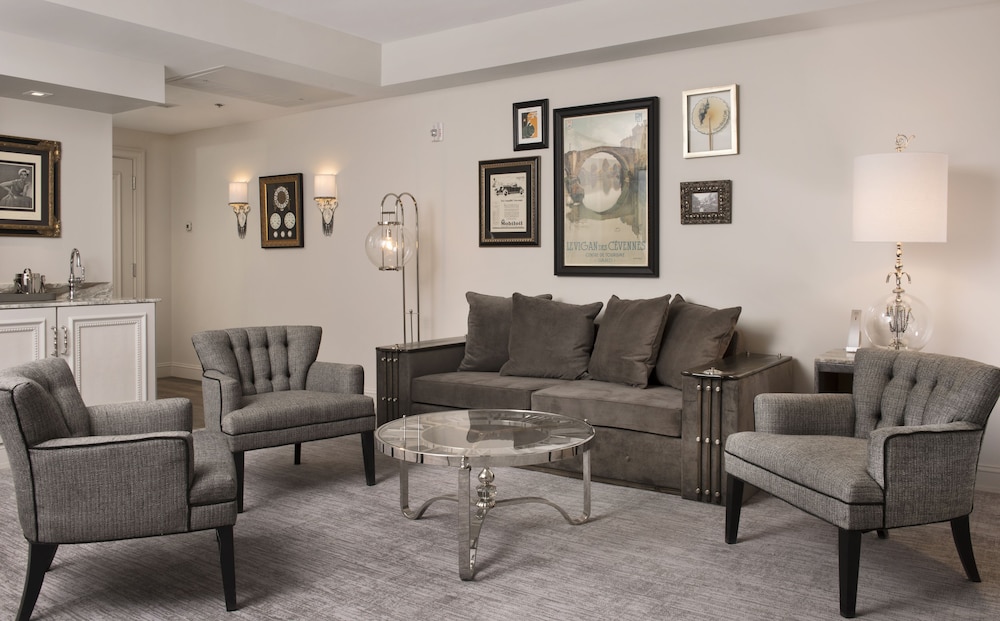 the iveys hotel
