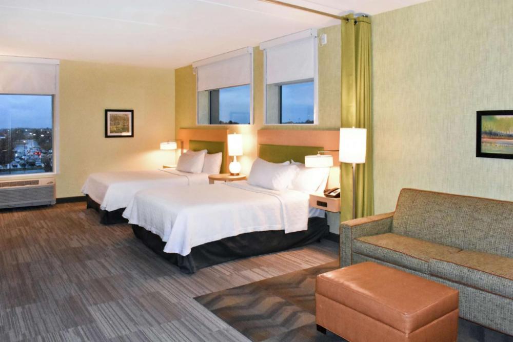 home2 suites by hilton charles town