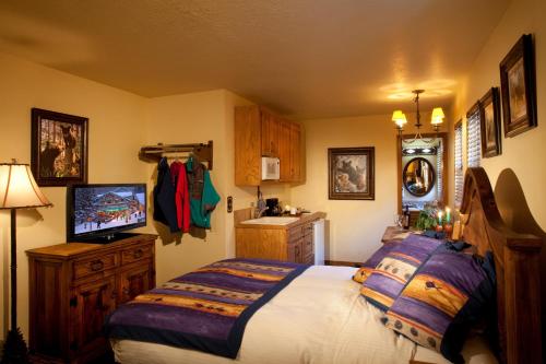 alpine village suites