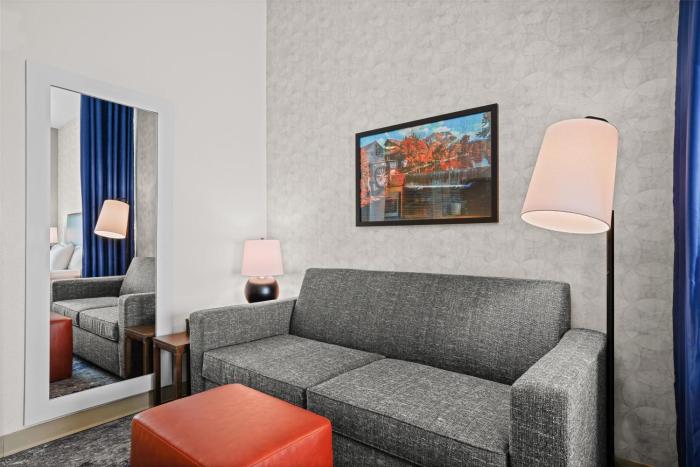 home2 suites by hilton pigeon forge