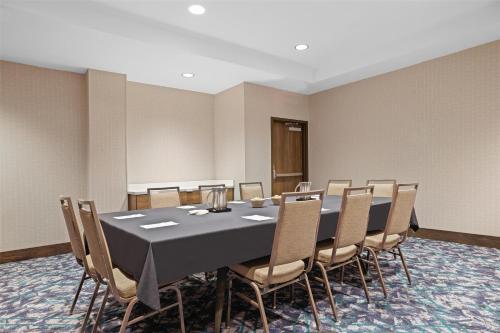 home2 suites by hilton pigeon forge