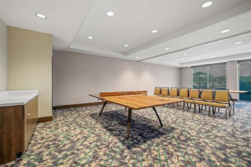 home2 suites by hilton pigeon forge