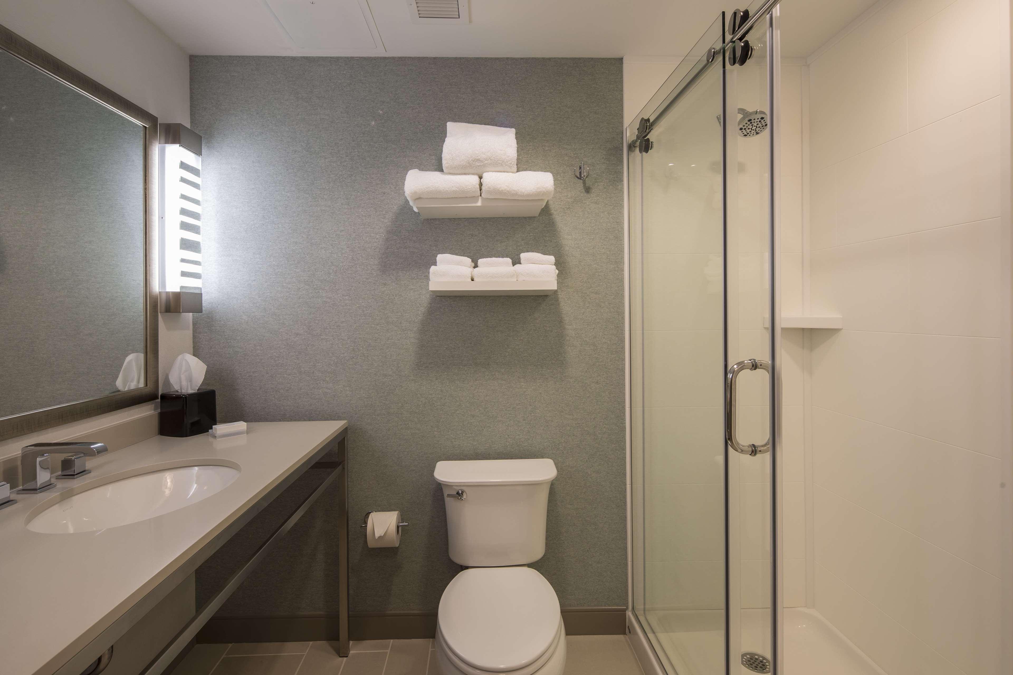 hilton garden inn pittsburgh airport