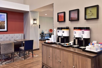 hampton inn and suites at wisconsin dells lake delton