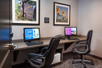 Hampton Inn & Suites At Wisconsin Dells Lake Delton,Lake Delton>>Baraboo,3 star