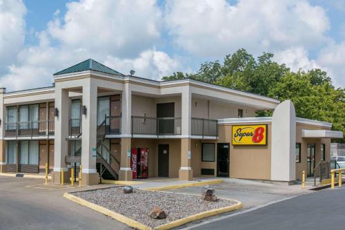 Super 8 By Wyndham Duncan,Duncan>>Chickasha,2 star