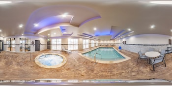 comfort inn and suites oklahoma city south i 35